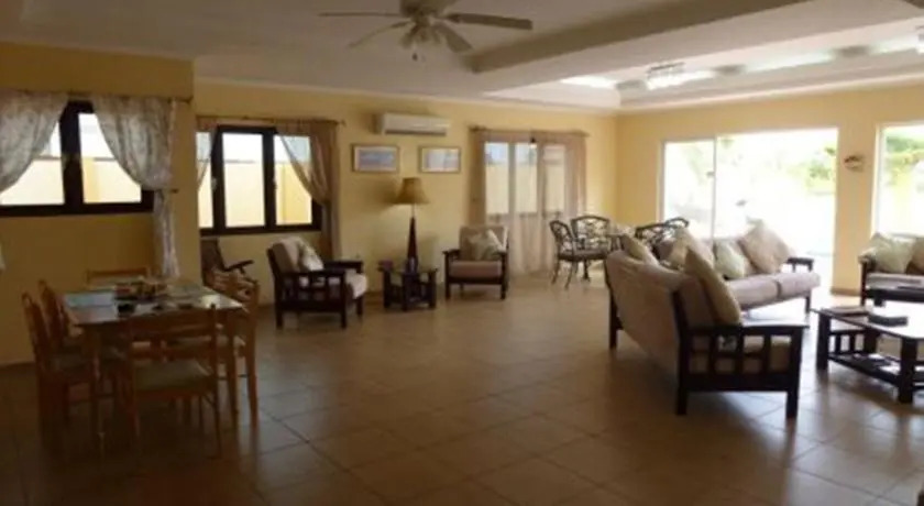 Private Esmeralda Villa