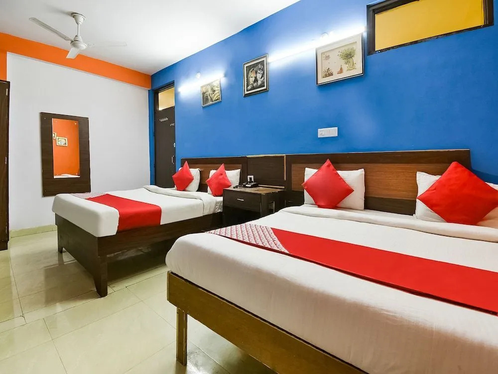 OYO Flagship 813782 Hotel Bansiya Palace