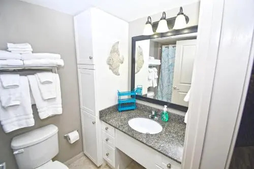 Luxurious Ocean Front 4th Floor Suite with Jet Tub