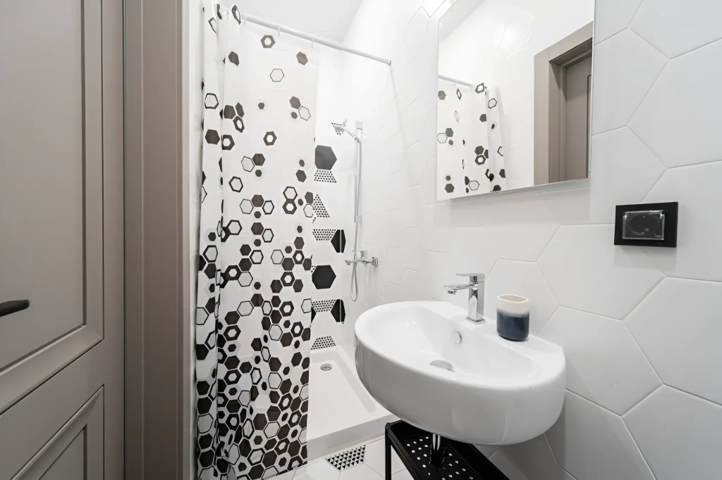 Good Room Guru на Центросоюзный переулке 13с2