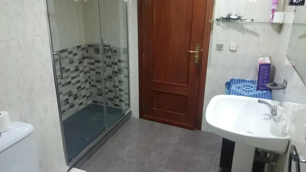 Apartamentos Salamanca Plaza Del Oeste 4 dormitorios, 2 baños , Parking