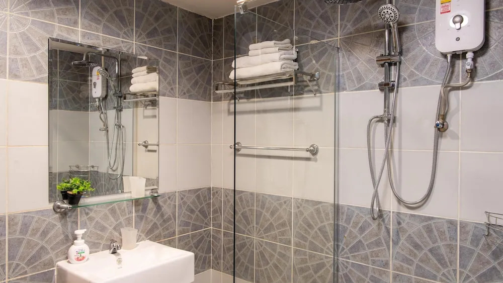 3 Br/ 300 Sqm/siam&platinum /wifi/hbo Go/ Netflix