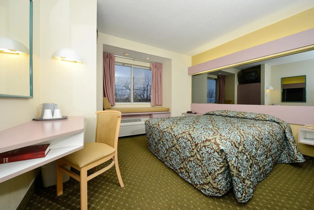 Americas Best Value Inn - East Syracuse