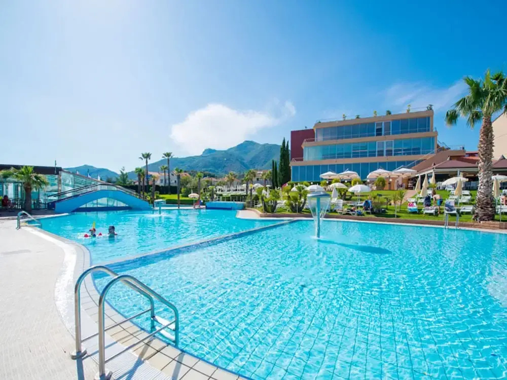 Residence Loano 2 Village Two-room Apartment 4 Pax Balcony Not Ref