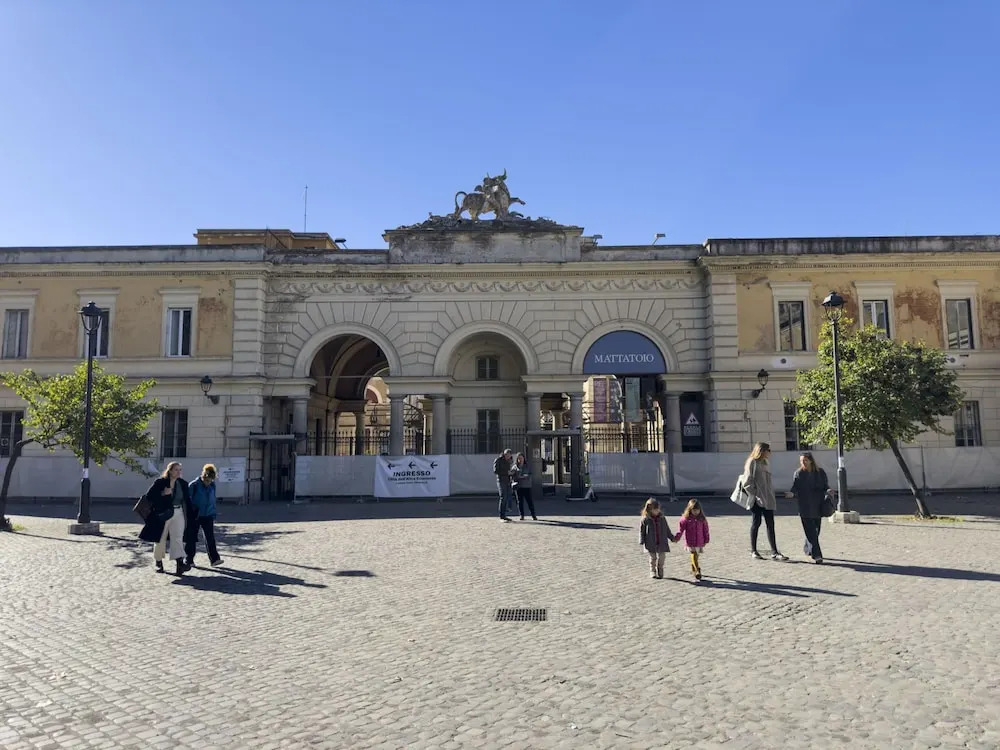 Testaccio Brand New 3 BR Apartment, Rome