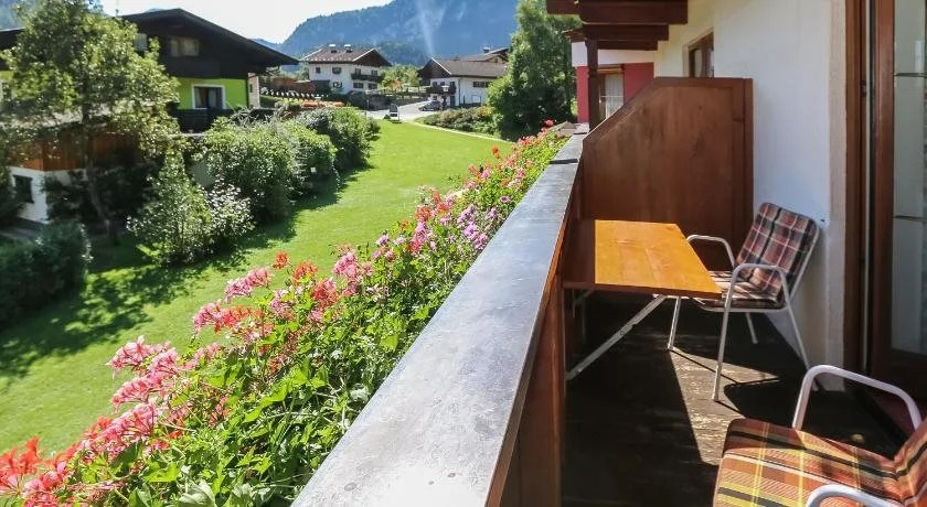 Hotel Dorfcafe Unken