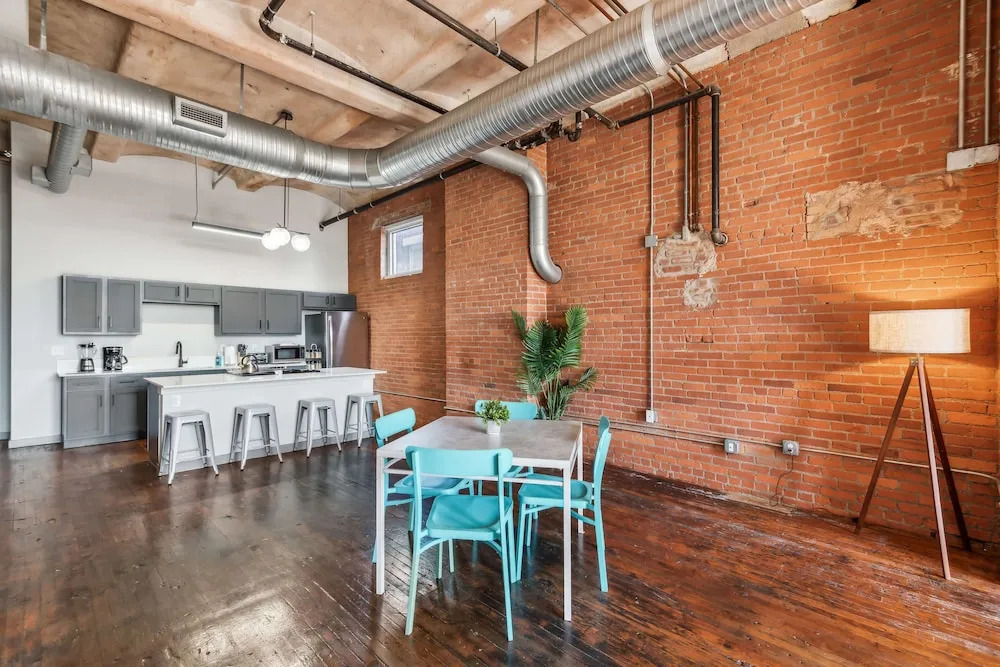 Luxury Historic Loft with Gym