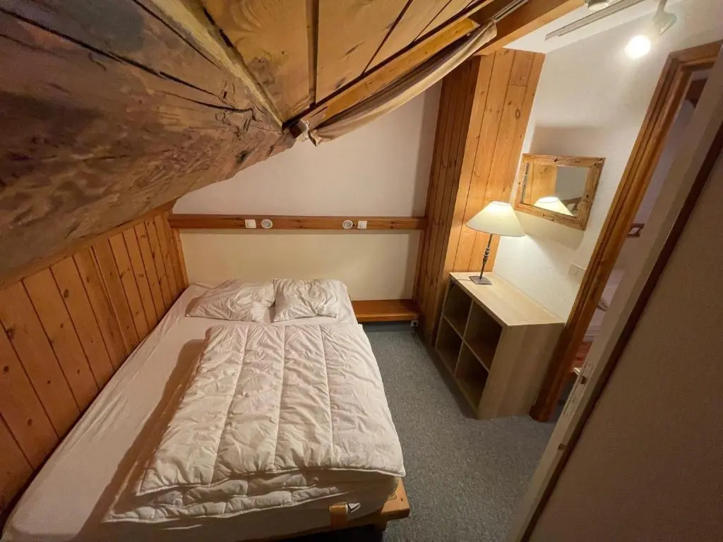 LE MYOSOTIS bel appartement dans vieille ferme de montagne rénovée