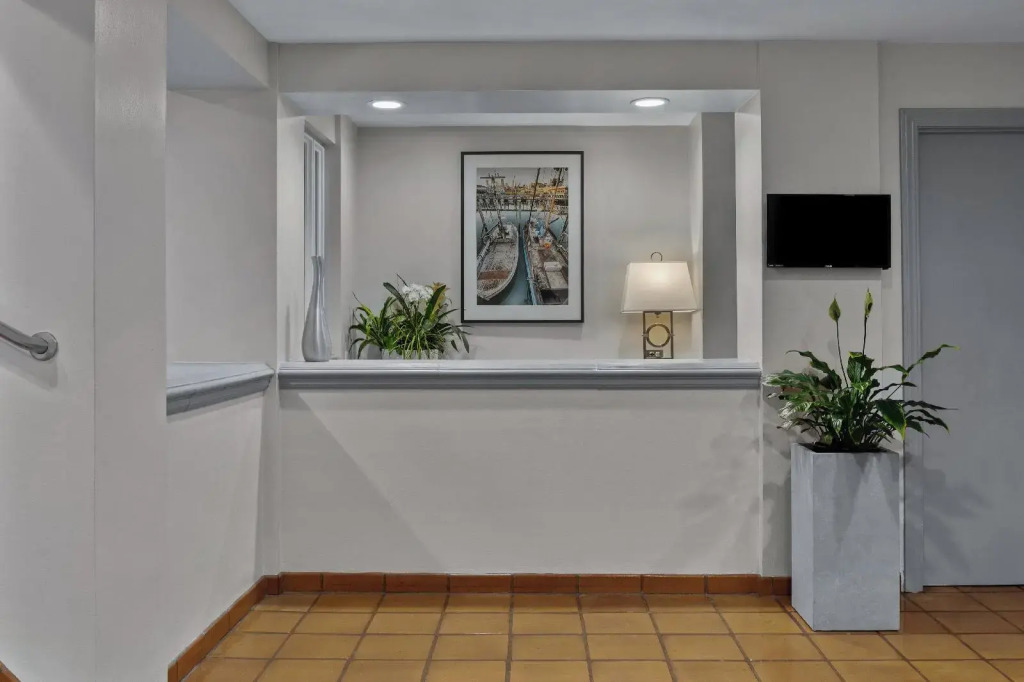 The Suites at Fishermans Wharf