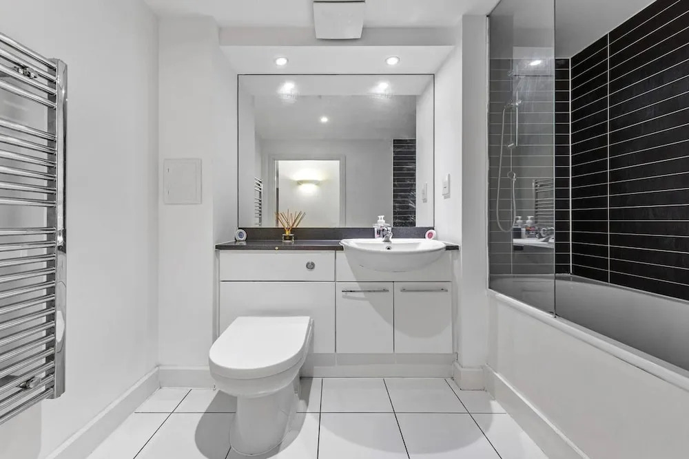 Lovely & Cosy 2 Beds London Skyline View