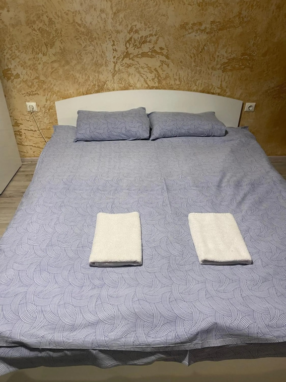 Colonel apartment 956