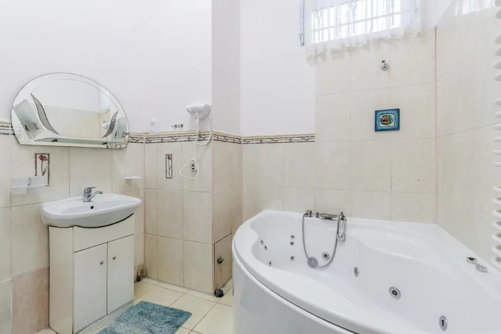Striltsiv Apartment