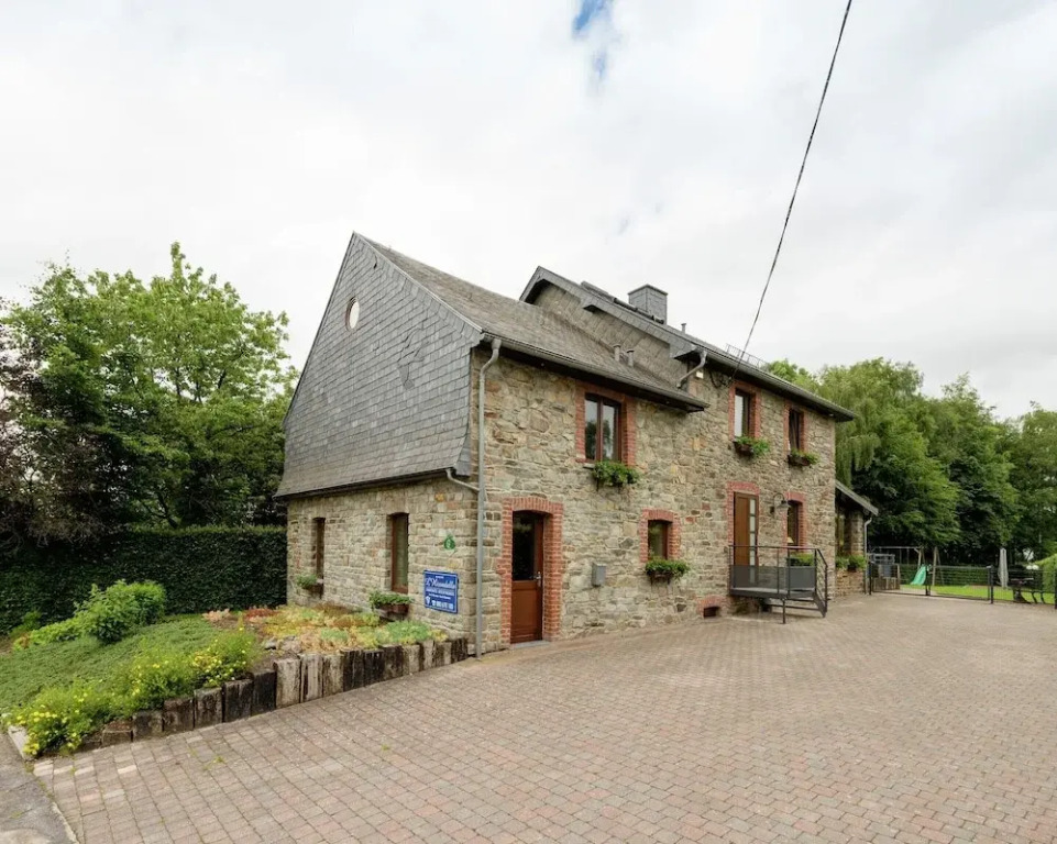 Faymonville Retreat with Sauna