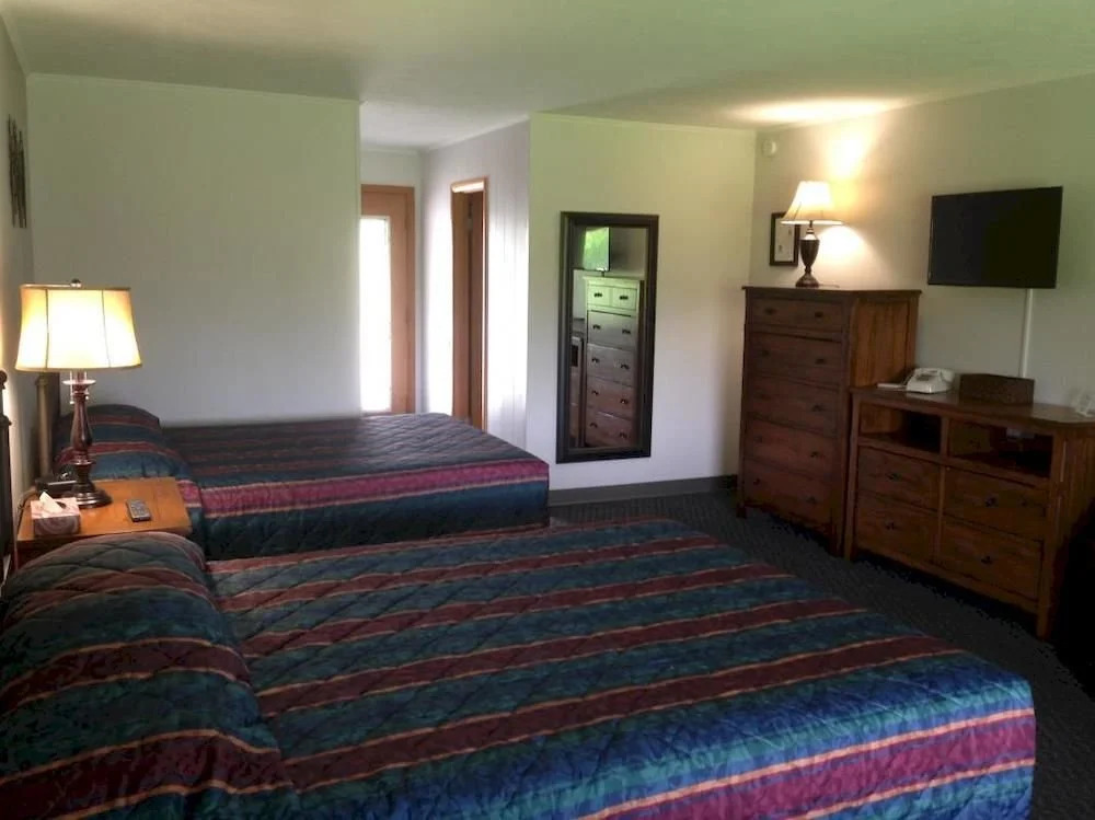 Sunny Hill Resort and Golf Course – All-Inclusive