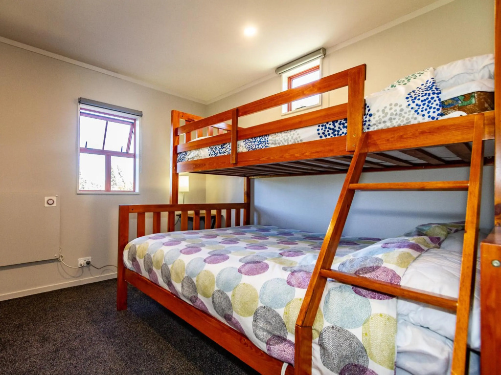 The Gingerbread House with Spa - Ohakune Holiday Home