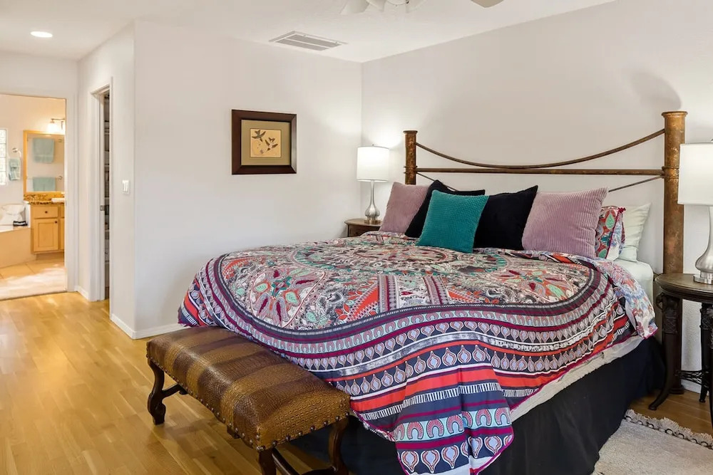 Quail Run Retreat 3BR by Casago