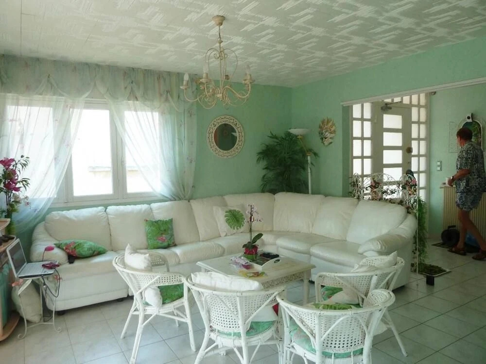 House With 3 Bedrooms in Royan, With Wonderful sea View and Enclosed G
