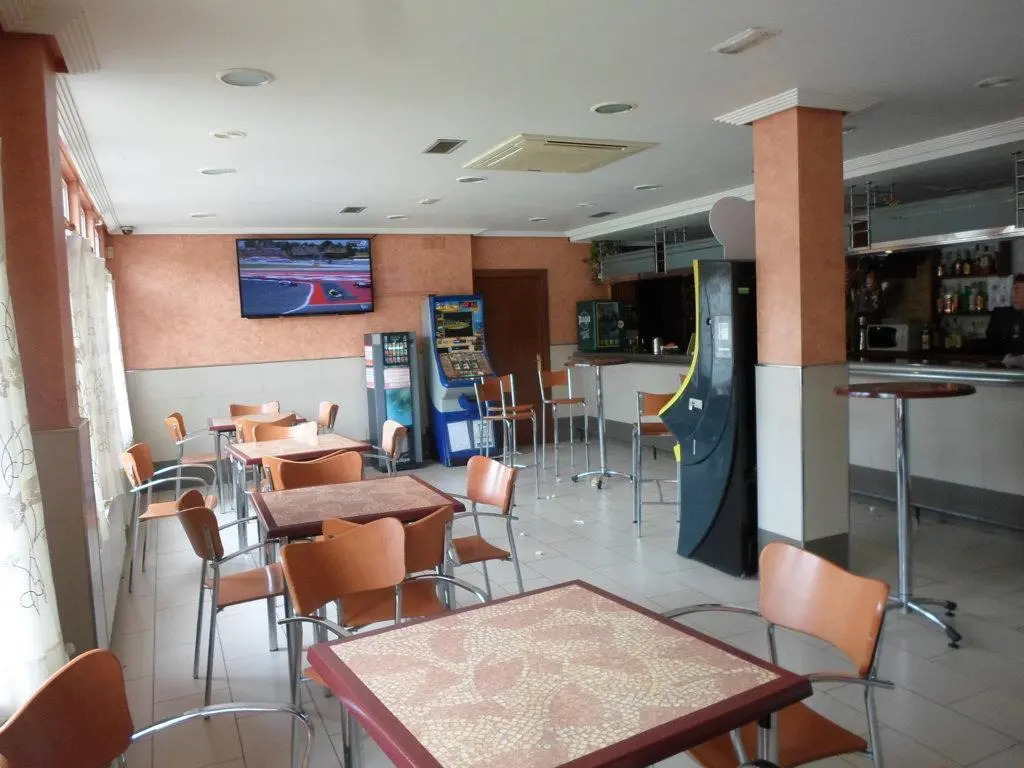 Hostal Sanpatiel