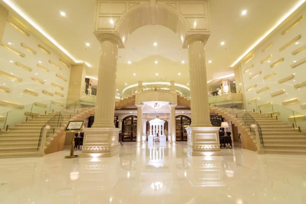 Shakun Hotels And Resorts