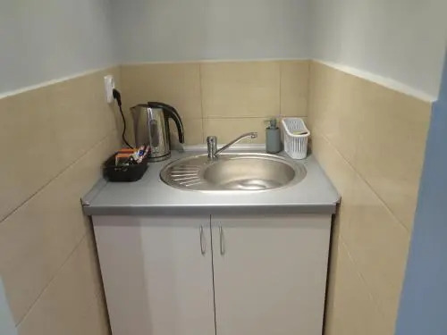 Boomerang Apartments