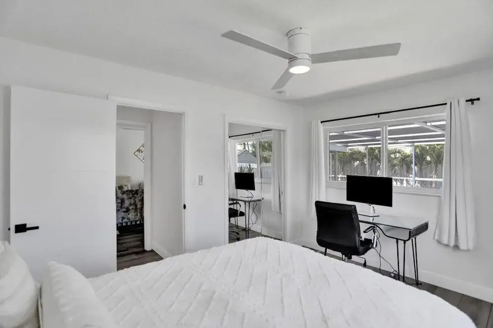 Just Listed! Newly Remodeled 3/2 Pool Home 3 Bedroom Home by Redawning