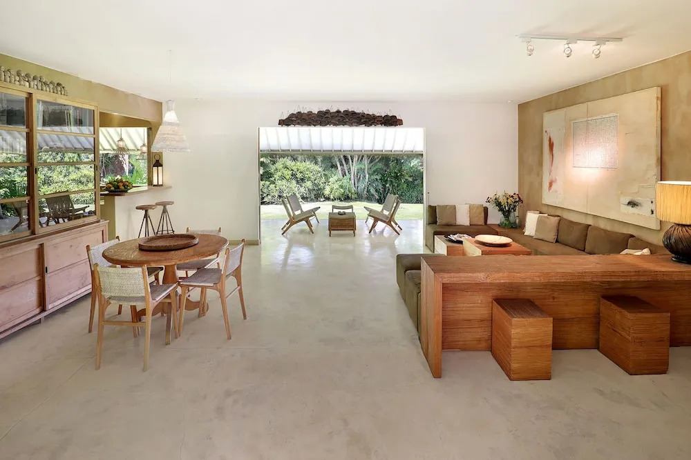 Black Villas Canggu Beach by OXO