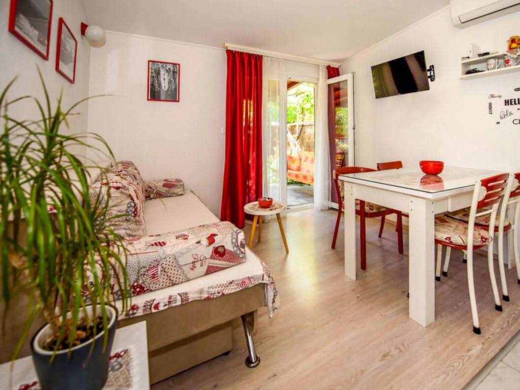 House Taja Cornwall