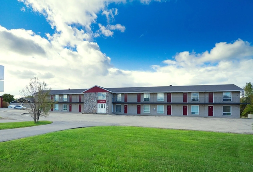 Huron Coast Inn