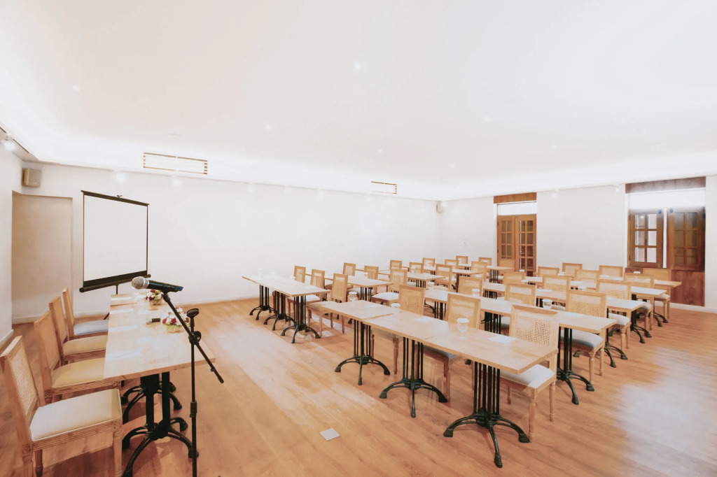 Adhisthana Hotel Yogyakarta