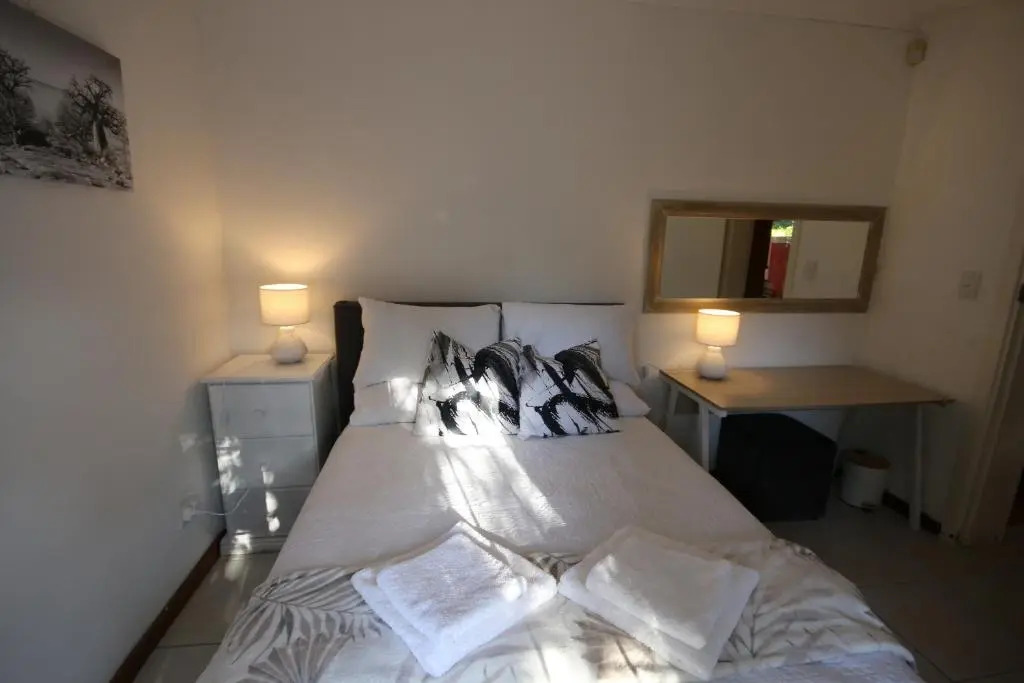17 Hawkes Head Self Catering