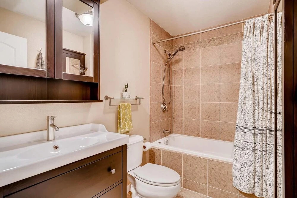 Five Points Firefly 5 BD Luxury Home in Denver!