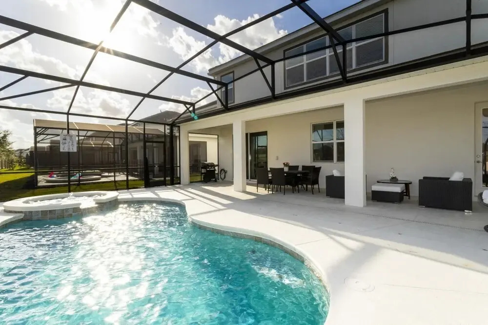 Stunning 8 Bd Close to Disney w Pool Sonoma 2639