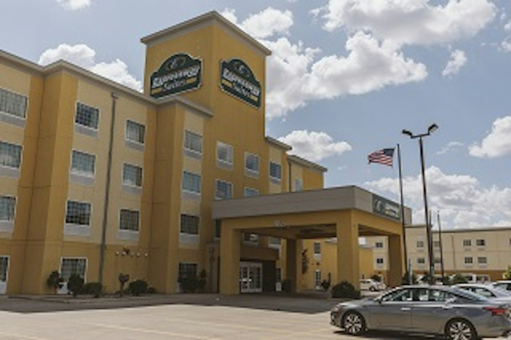 La Quinta Inn & Suites by Wyndham Minot