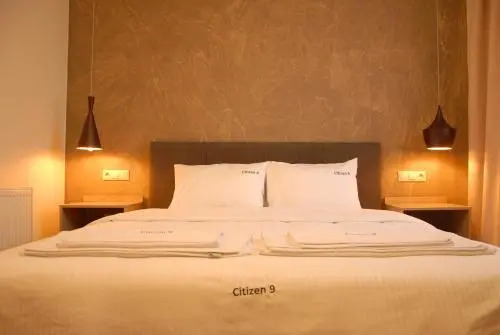 citizen 9