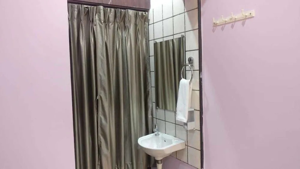 JK Rooms 144 Sai Guest House