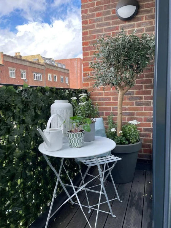 Chic 1 Bedroom Apartment Near Tooting Broadway