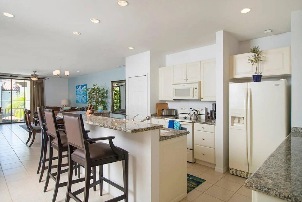 Air-conditioned 2 Bedroom Condo Pacifico L-106