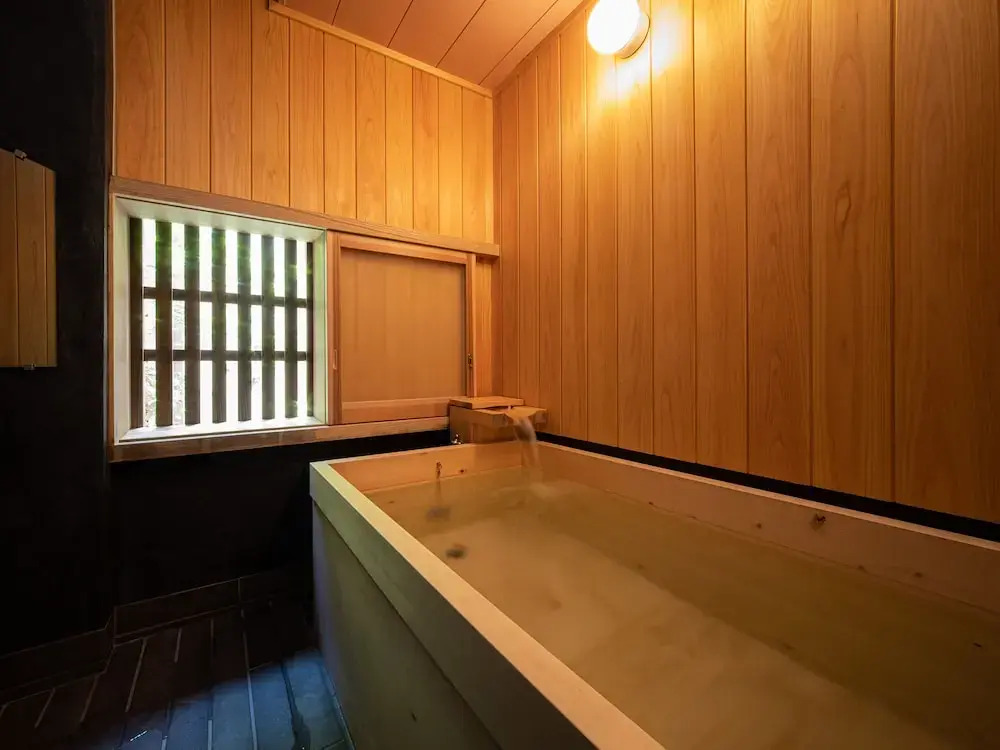 UCHIKO-Inn HISA