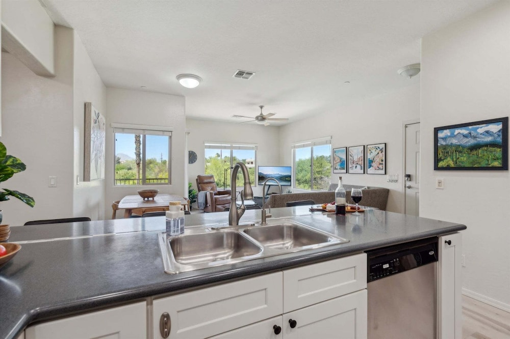 Scottsdale - 12050 N Panorama Dr #208