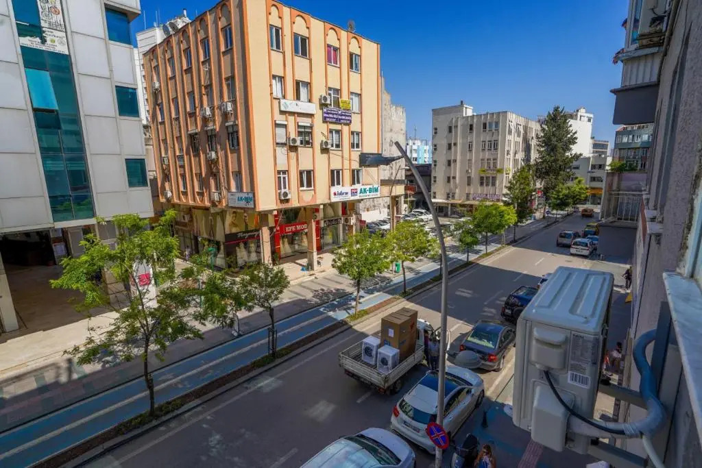 Modern and Central Flat Near Beach in Antalya