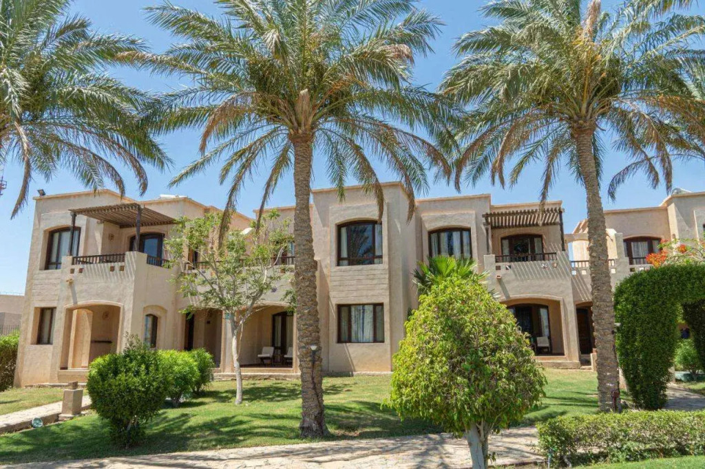 Tamra Beach Resort