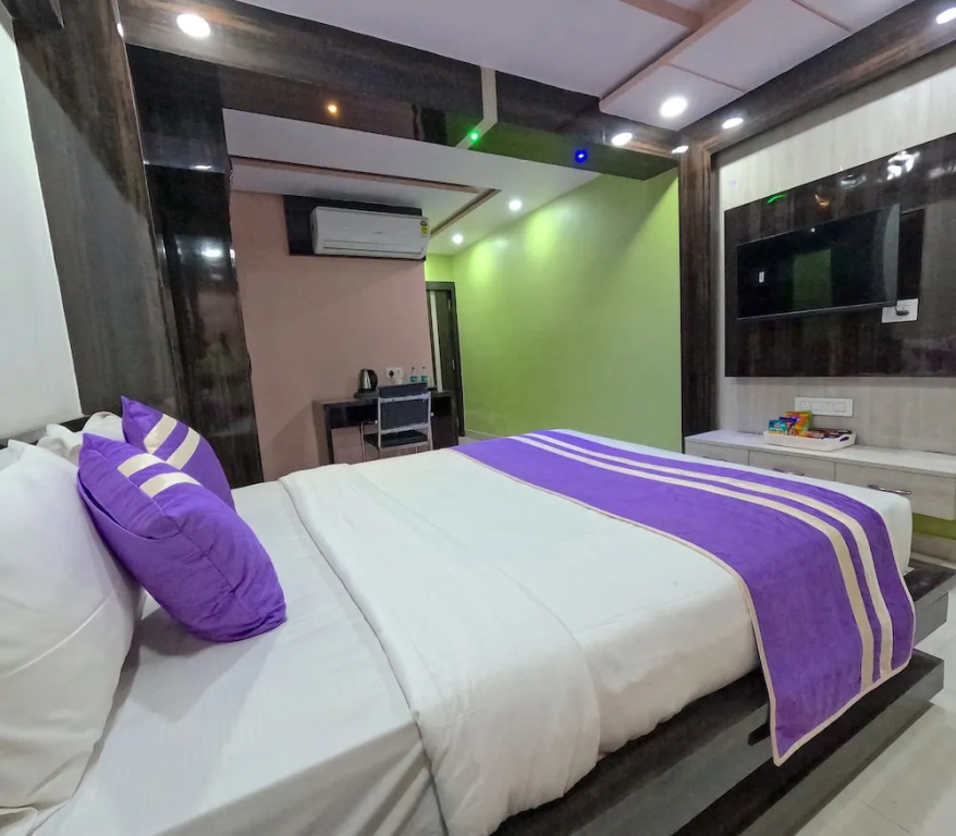 Hotel Sweta Villa & Banquet Hall