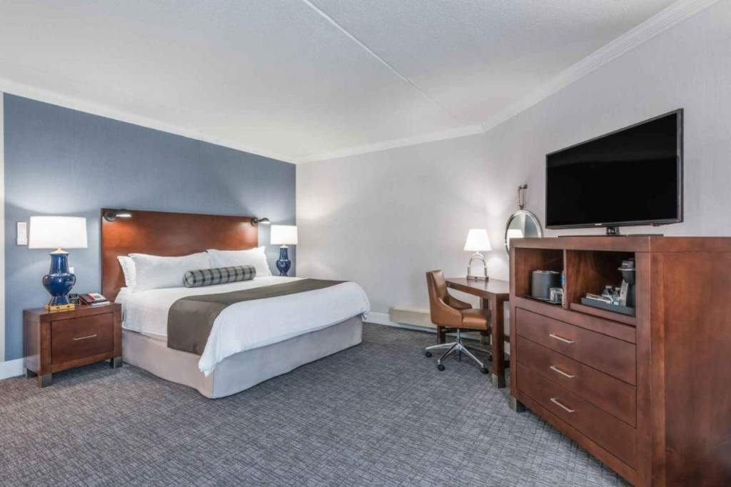 Hamilton Park Hotel & Conference Center