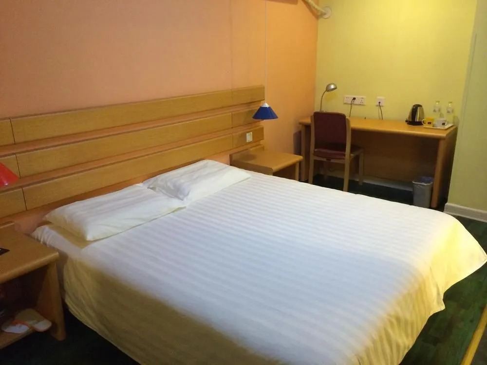 Home Inn Pingxiang Lvyin Square