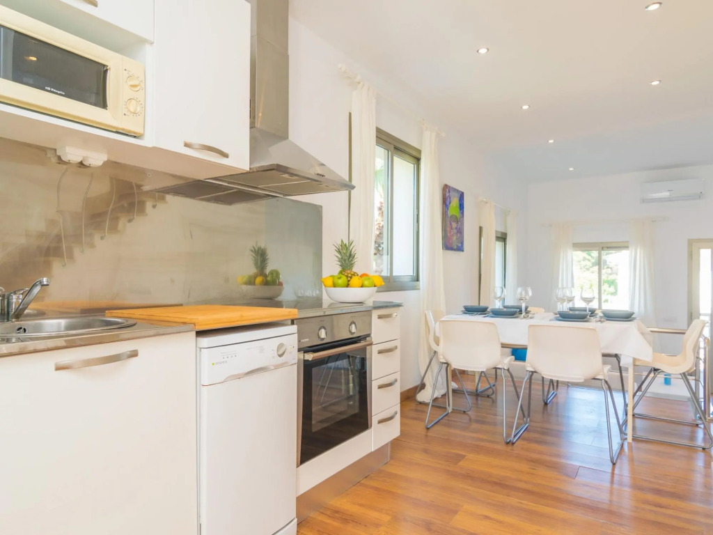 BAHAMAS 2 - Villa for 4 people in Son Serra de Marina.