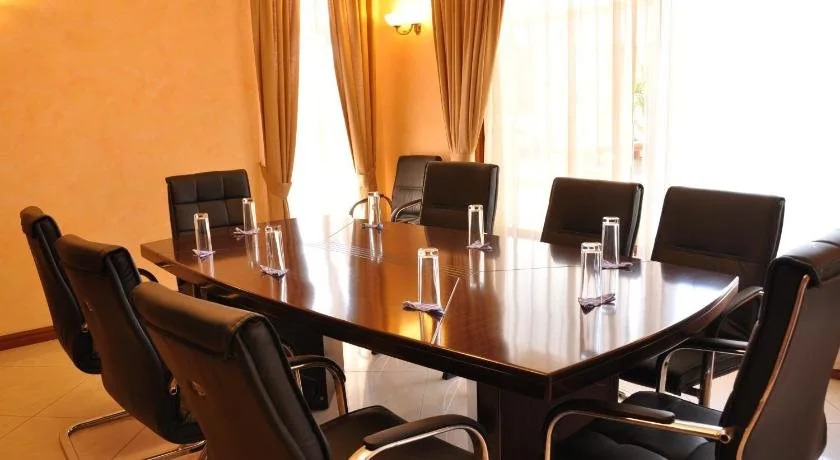 Shangri-la Nyonyi Gardens Kololo