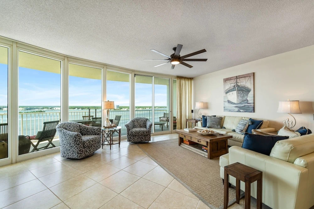 Three Bedroom With Bay Views Unit - Crb1105