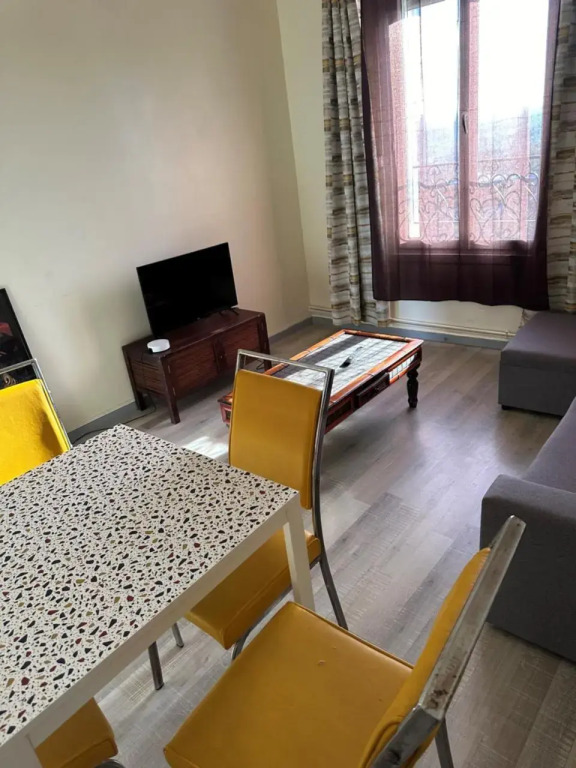 Appartement calme & design / Puteaux