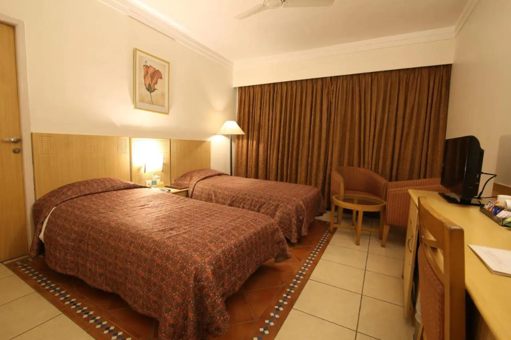 Harrisons Hotel