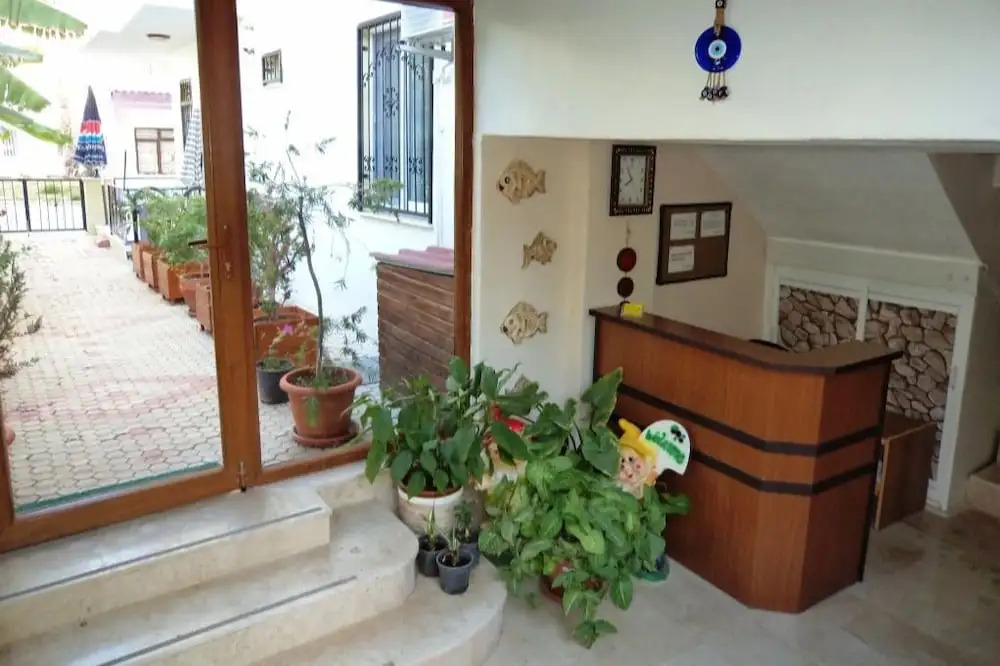 Kizkalesi Sari Konak Apart Otel